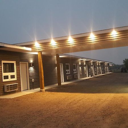 Centennial Motel Kindersley Екстер'єр фото
